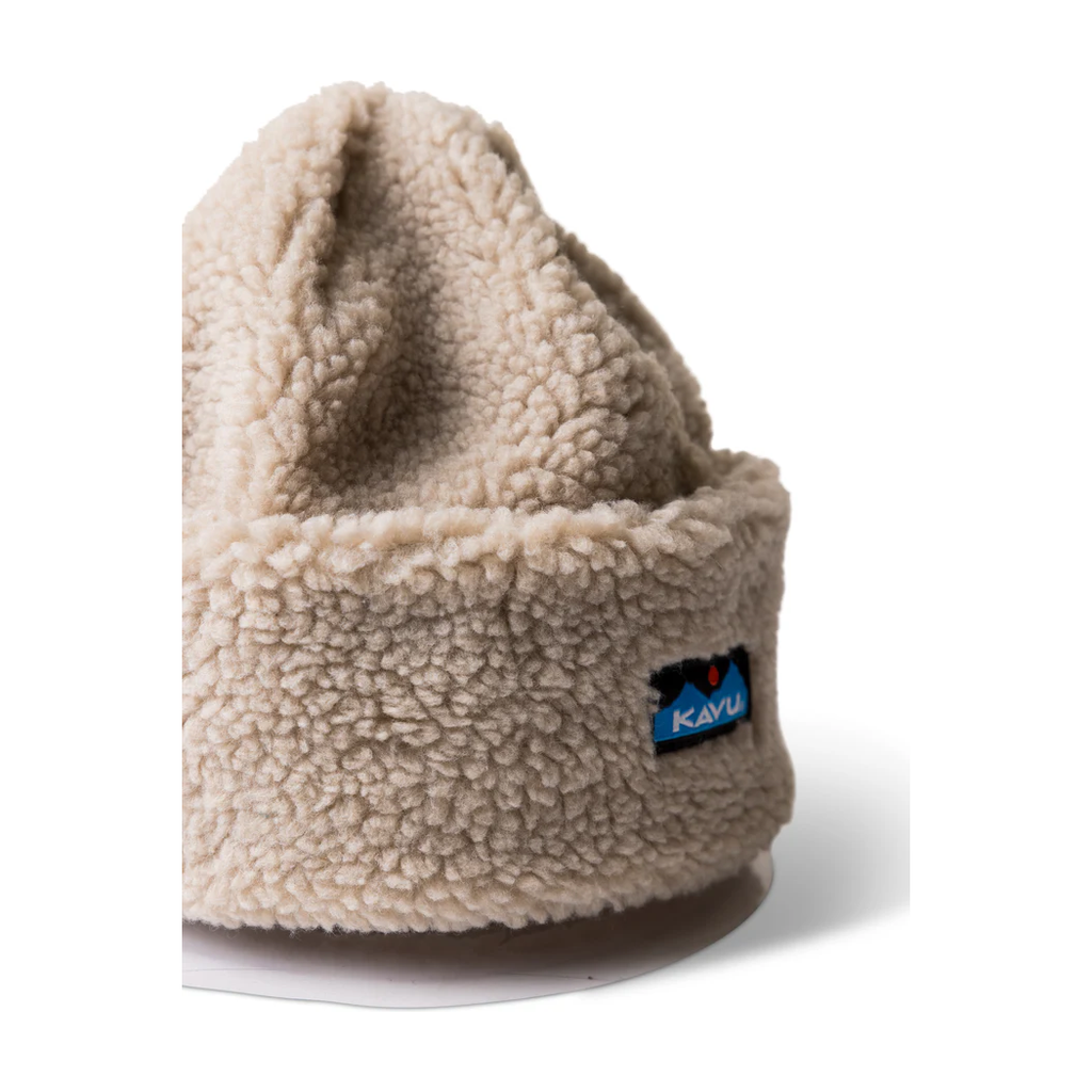 Kavu Fur Ball Beanie - CHALK