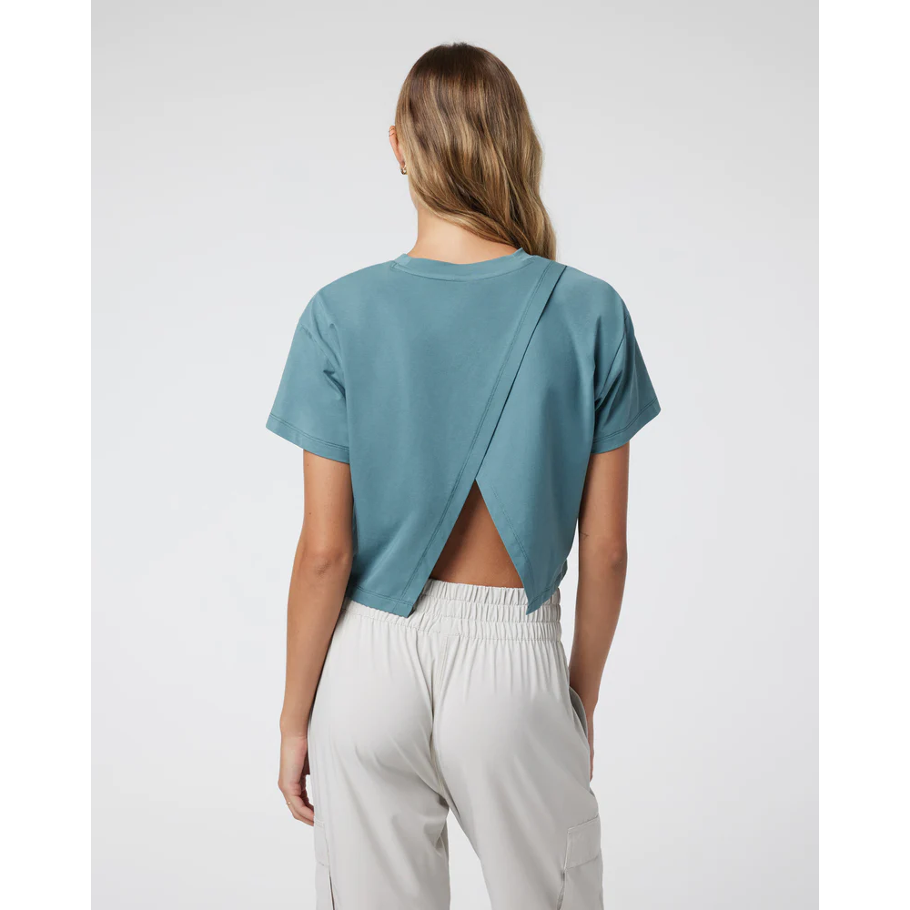 Vuori Short Sleeve Feather Cross Back Top Women's - IRON